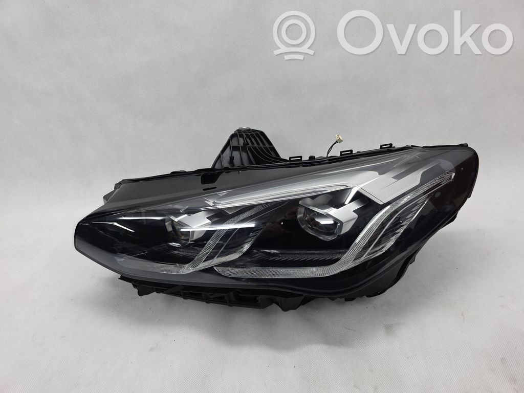 Headlight/headlamp   5A42247