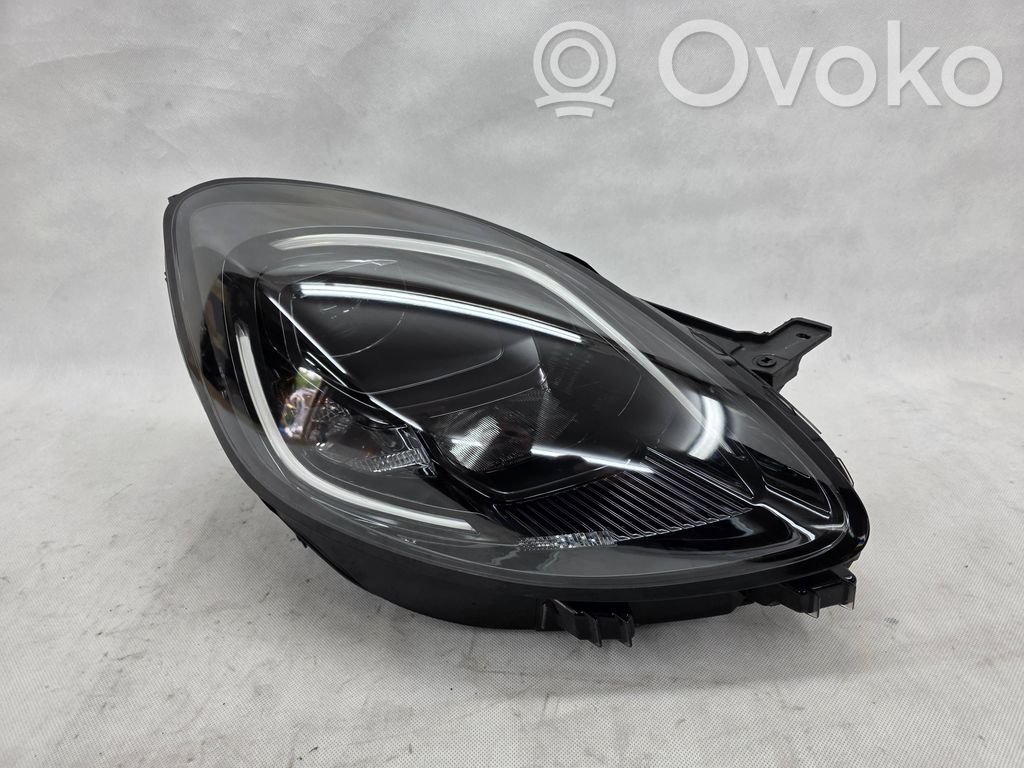 Ford Puma Lampa przednia 