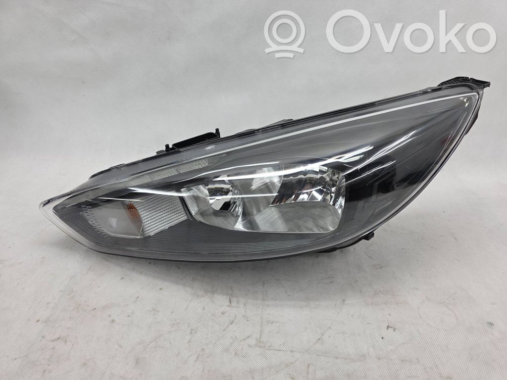 Ford Focus Lampa przednia 