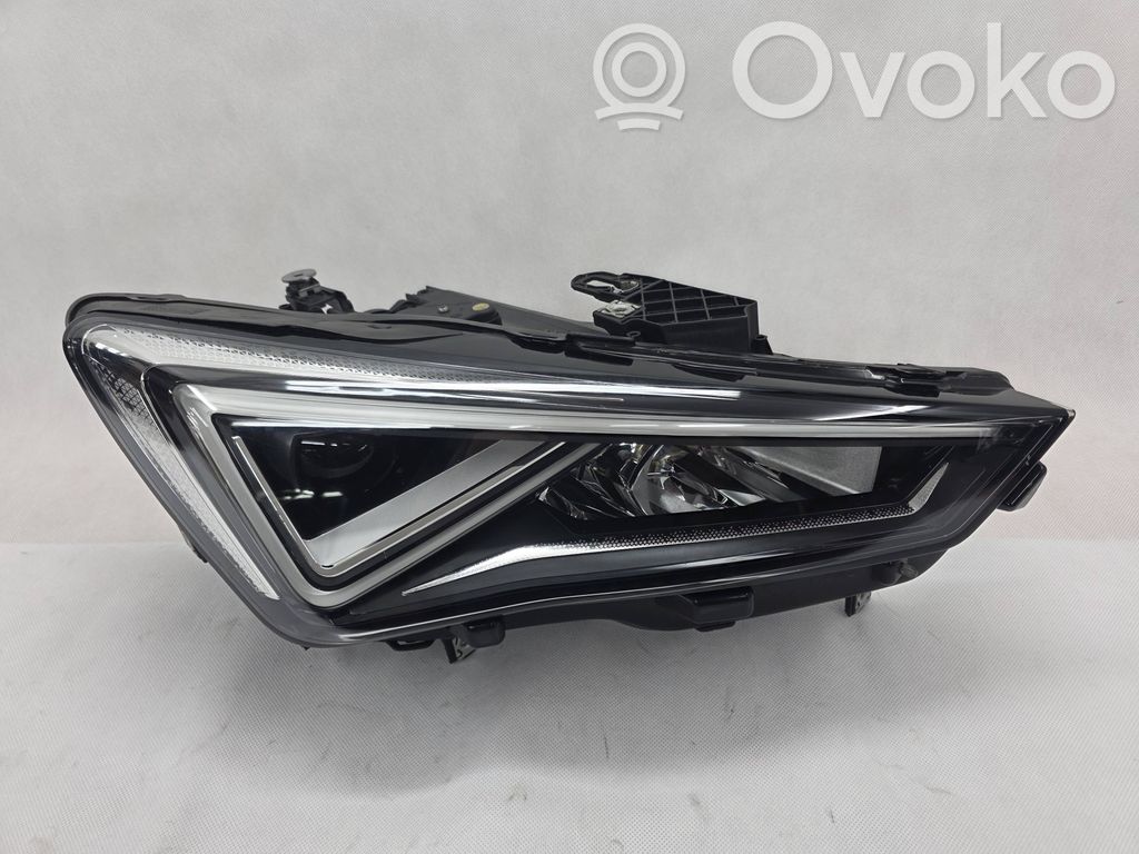 Cupra Leon Phare frontale 