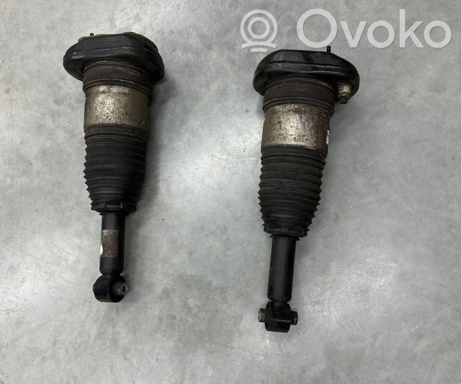 BMW 5 G30 G31 G38 Przedni amortyzator zawieszenia pneumatycznego 