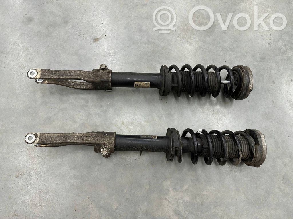 BMW 5 G30 G31 G38 Amortyzator osi przedniej ze sprężyną 