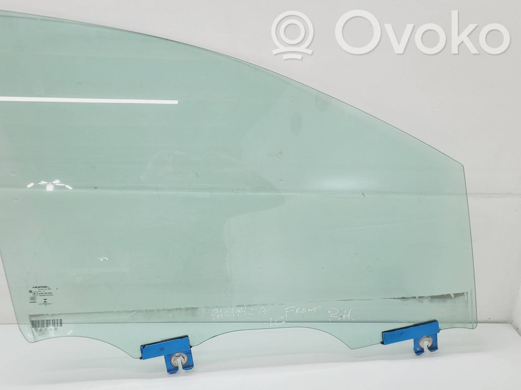 Ventanilla de ventilación de la puerta trasera   43R001565,E000001