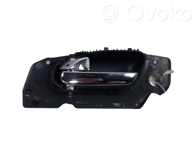 Peugeot 607 Manecilla interna puerta delantera 