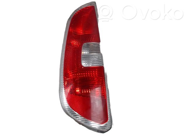 Lampa tylna   5J7945111,16863531,177038,2201562,293072,428017,5J7945111,5J7945112,6651913LUE,75300711A1,7641931,7801691,SK3264154,SK3264154VIS