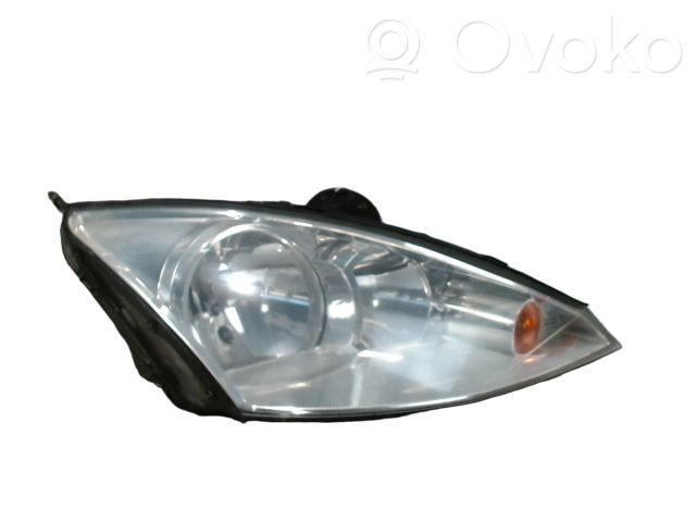 Ford Focus Lampa przednia 
