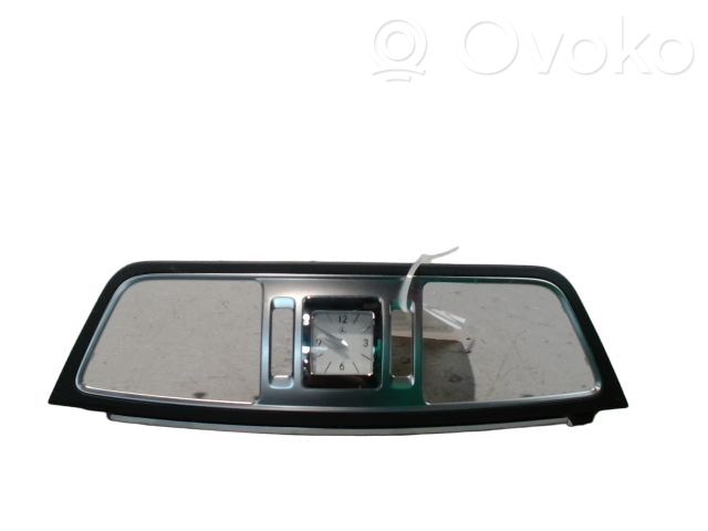 Mercedes-Benz E C207 W207 Clock 