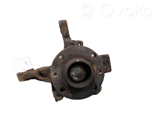 Renault Clio III Radlagergehäuse vorne 