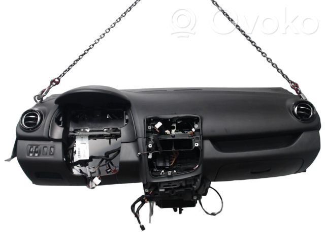 Renault Clio IV Panelė 
