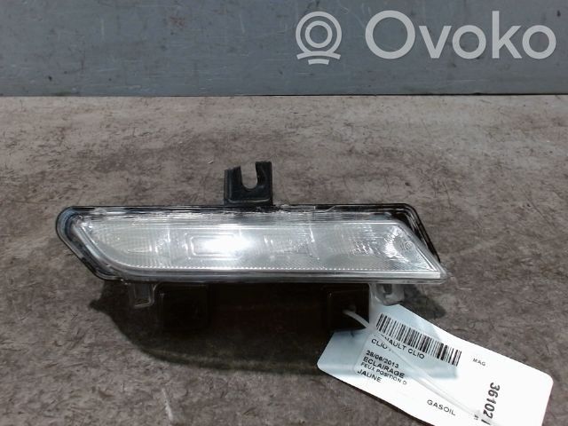 Renault Clio IV Proiector lumini zi LED 