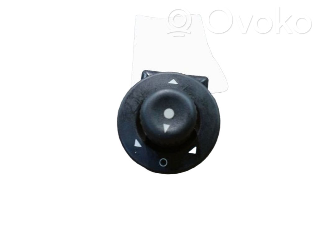 Peugeot Partner Interruptor del espejo lateral 
