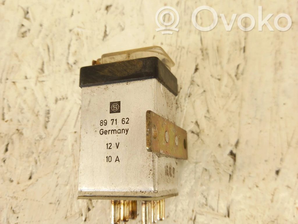 Mercedes-Benz E W124 Other relay 