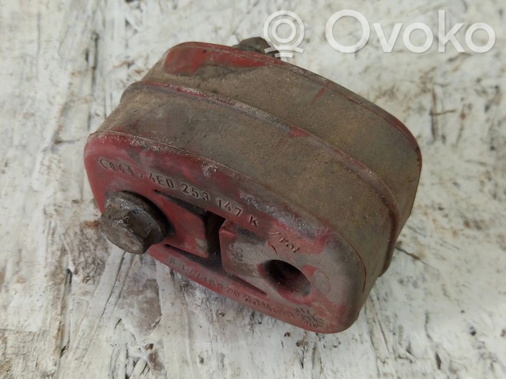 Audi A8 S8 D3 4E Muffler mount bracket/holder 