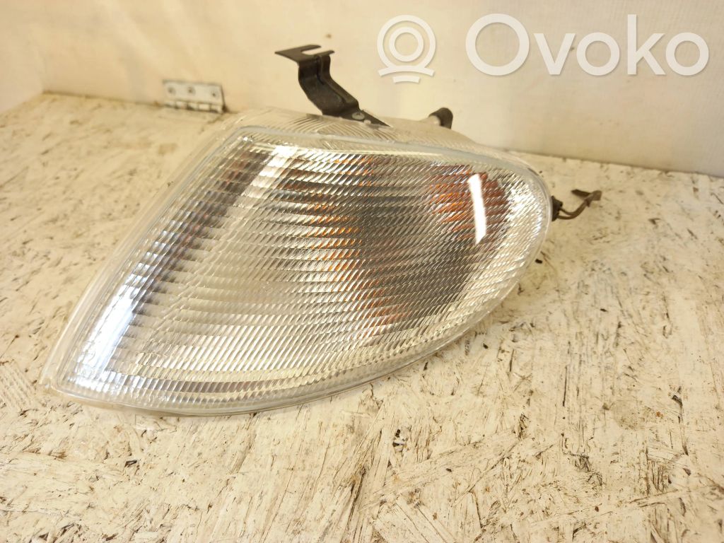 Front indicator light   185134B
