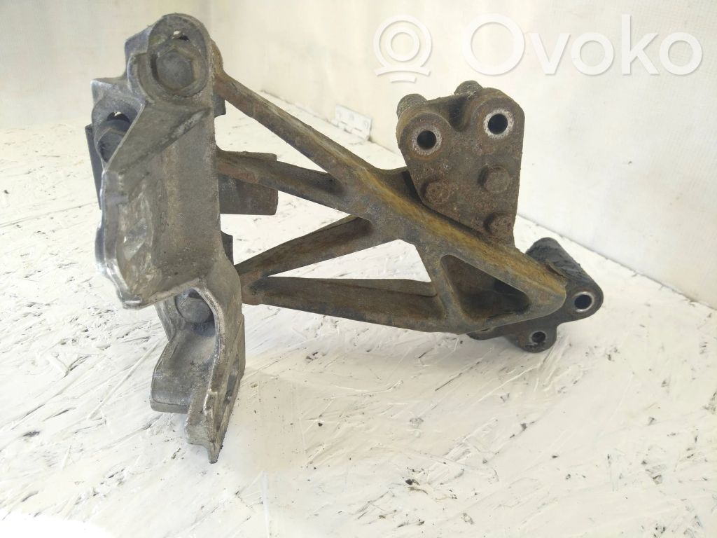 Volkswagen Sharan Engine mounting bracket 