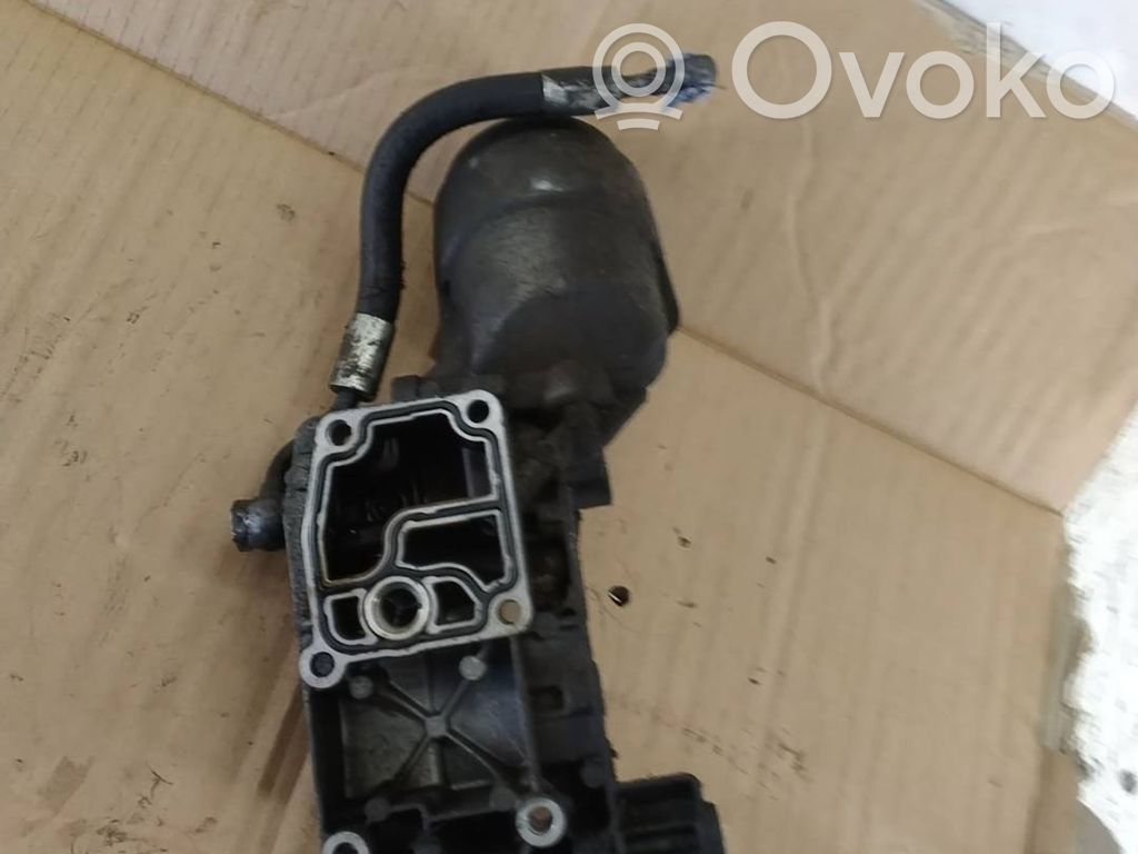 Oil filter mounting bracket   6750330620