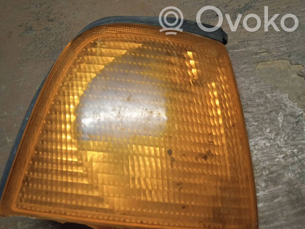 Audi 80 90 B3 Front indicator light 