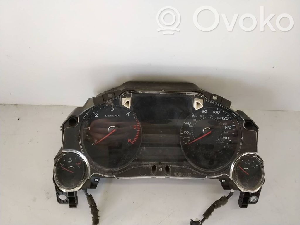 Audi A8 S8 D3 4E Speedometer (instrument cluster) 