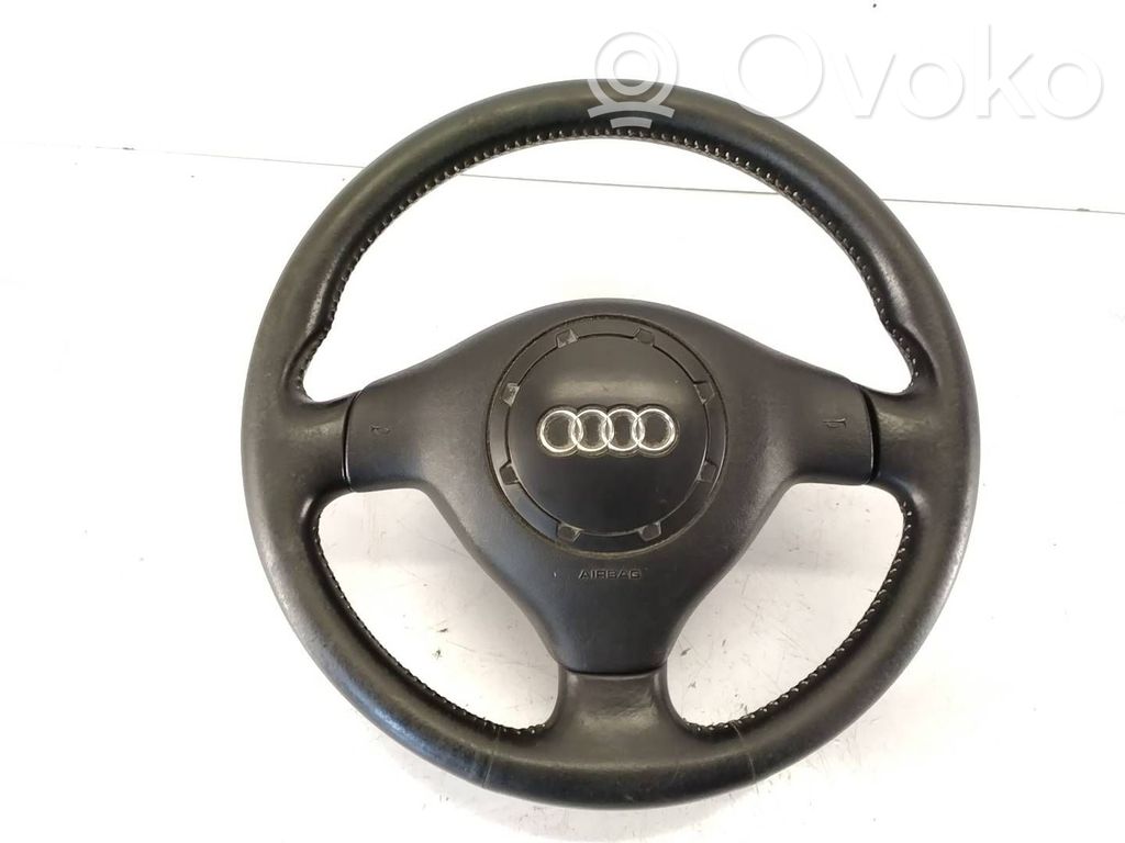 Audi A3 S3 8L Ohjauspyörä 