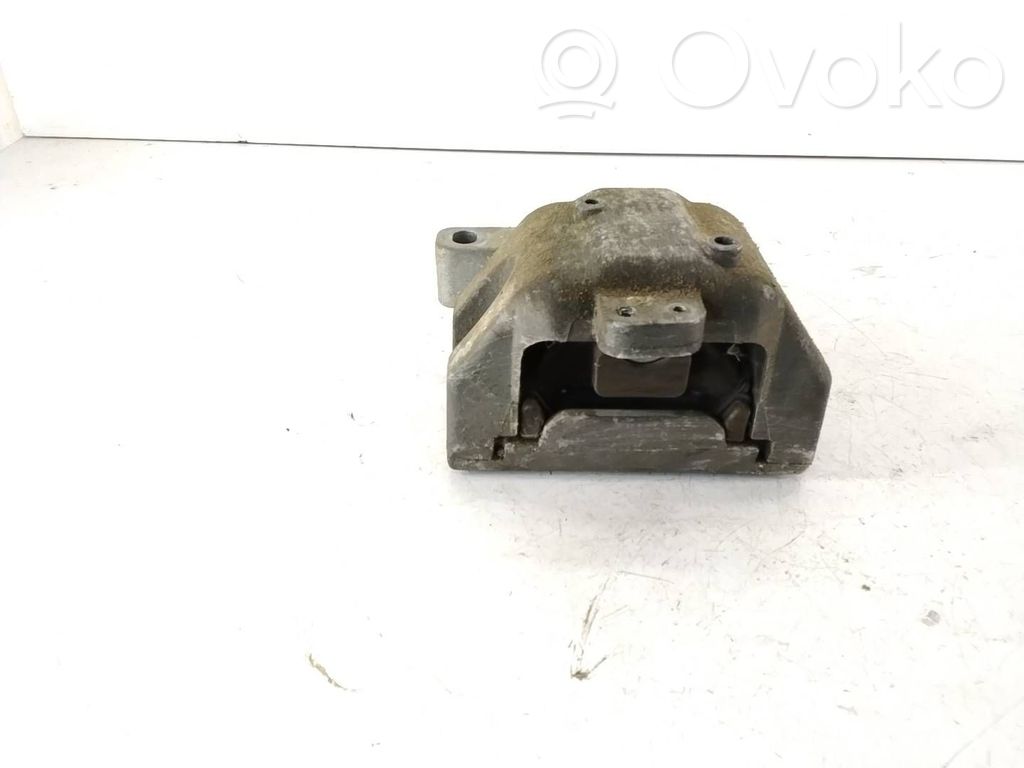 Engine mount bracket   1J0199262AP