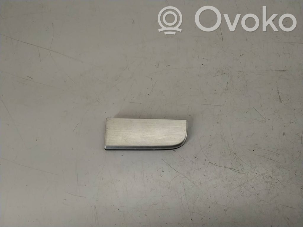 Volkswagen PASSAT B6 Rivestimento del vano portaoggetti del cruscotto 