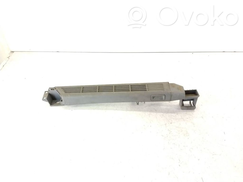 Tailgate/trunk side cover trim   8208372