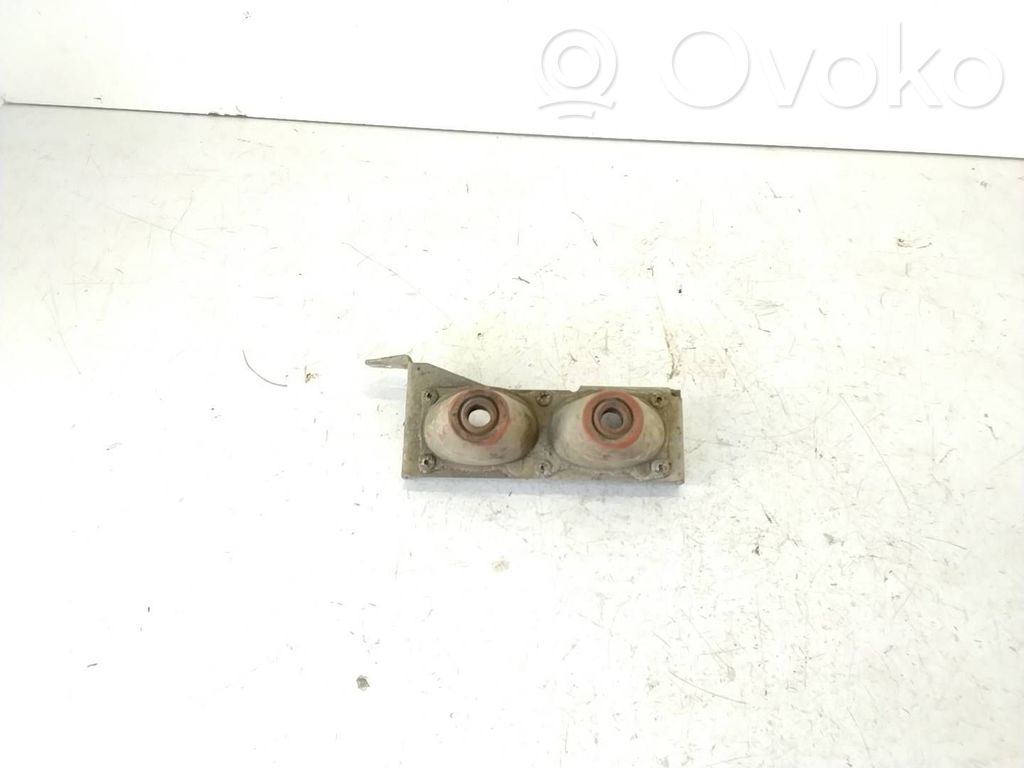 Audi A8 S8 D3 4E Muffler mount bracket/holder 