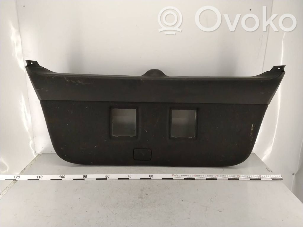 Toyota Avensis T250 Tailgate trim 