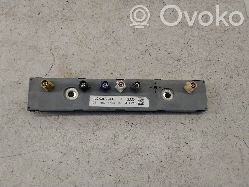 Audi Q7 4L Antenos stiprintuvas 