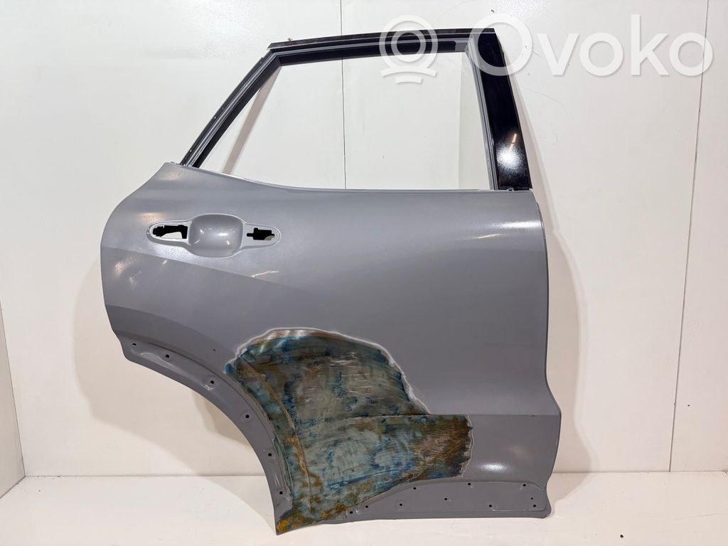 Galinės durys   LEXUSLBX