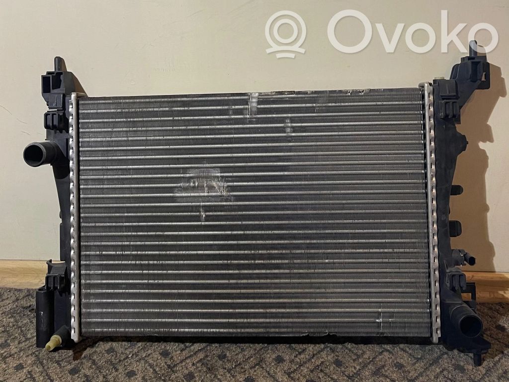 Opel Corsa D Coolant radiator 