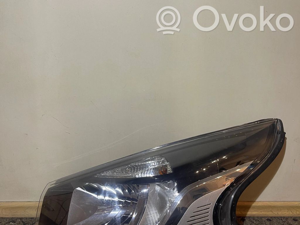 Renault Trafic III (X82) Phare frontale 