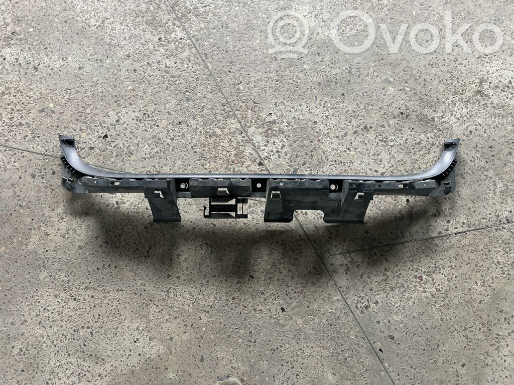 Rear bumper mounting bracket   7127720