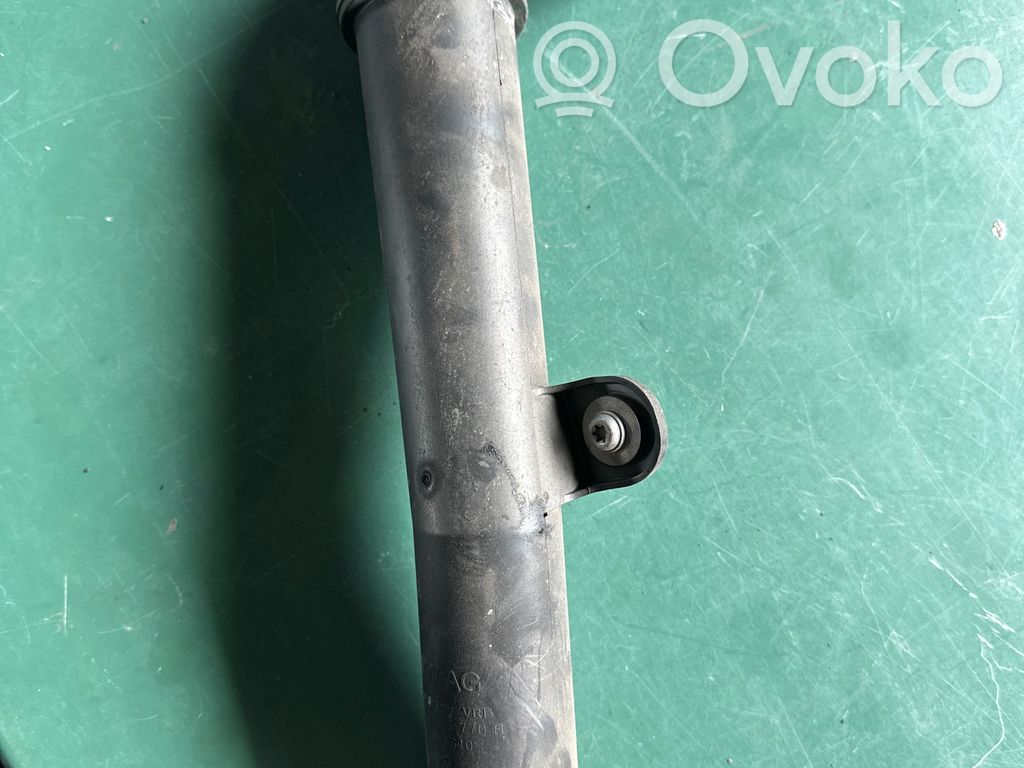 Volkswagen Golf VII Wąż / Rura intercoolera 