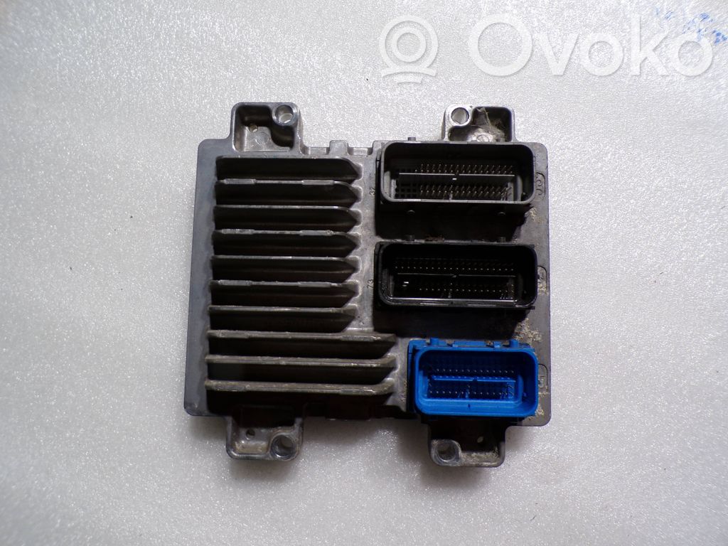 Engine control unit/module   12685776,12668986