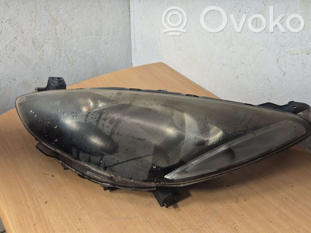 Mazda 2 Priekšējais lukturis 