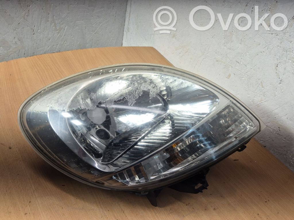 Nissan Kubistar Headlight/headlamp 