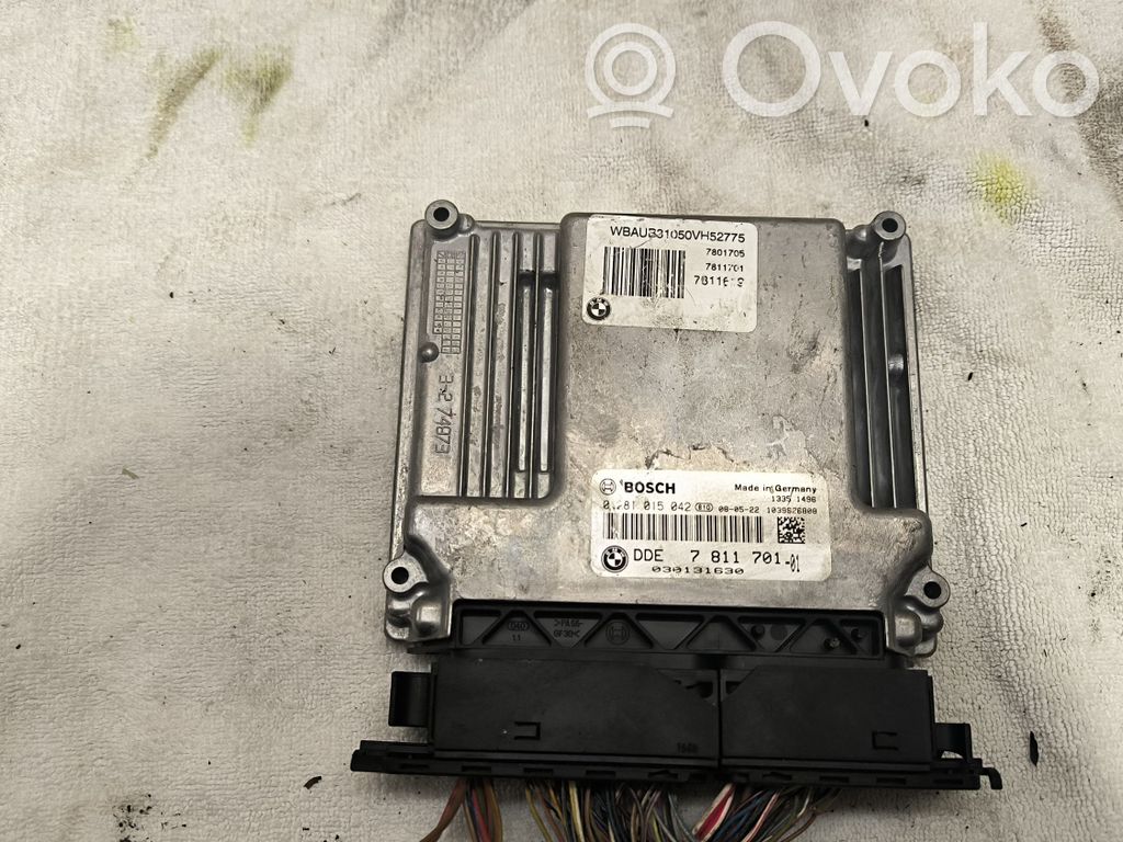 BMW 1 E81 E87 Engine control unit/module 
