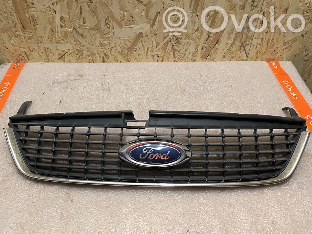 Ford Mondeo MK IV Etusäleikkö 