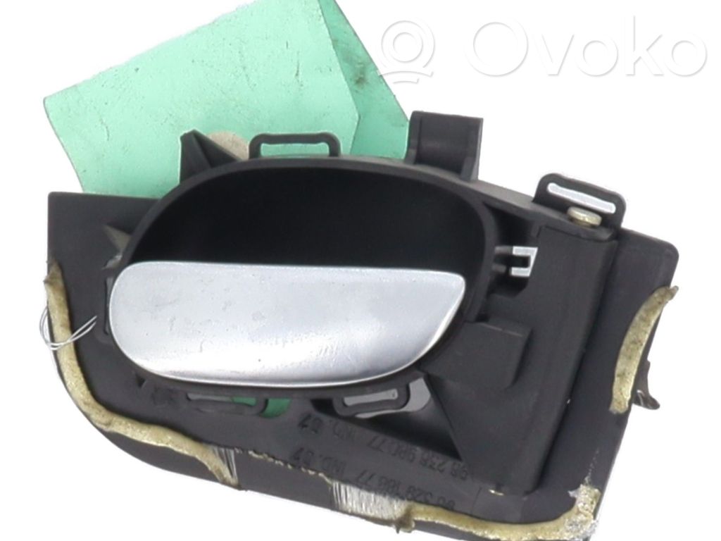 Peugeot 206 Manecilla interna puerta trasera 