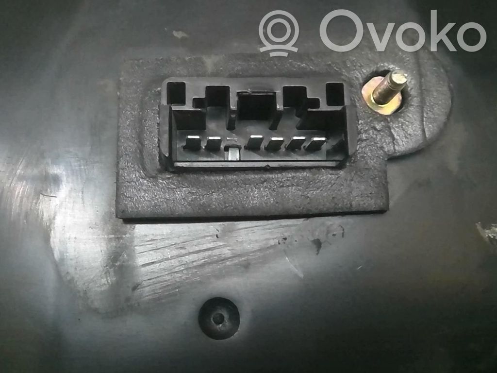 Fiat Uno Aizmugurējais lukturis virsbūvē 