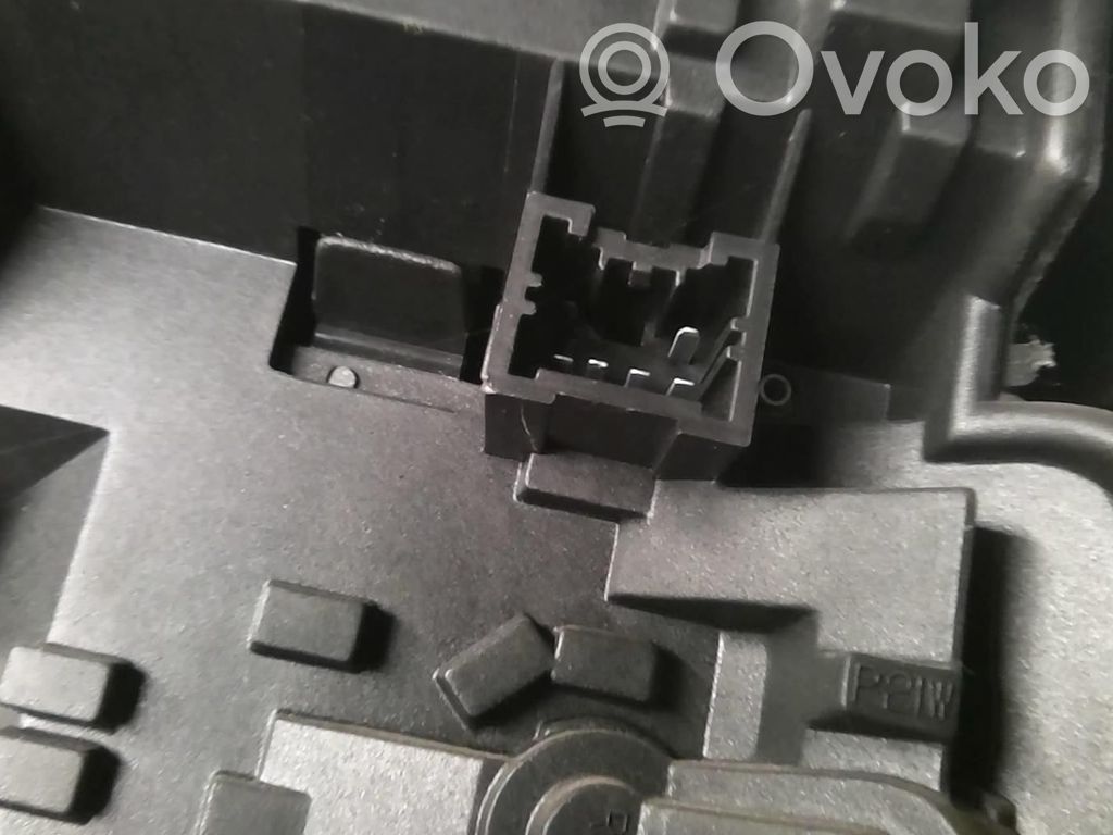 Rover 414 - 416 - 420 Lampă spate în caroserie 