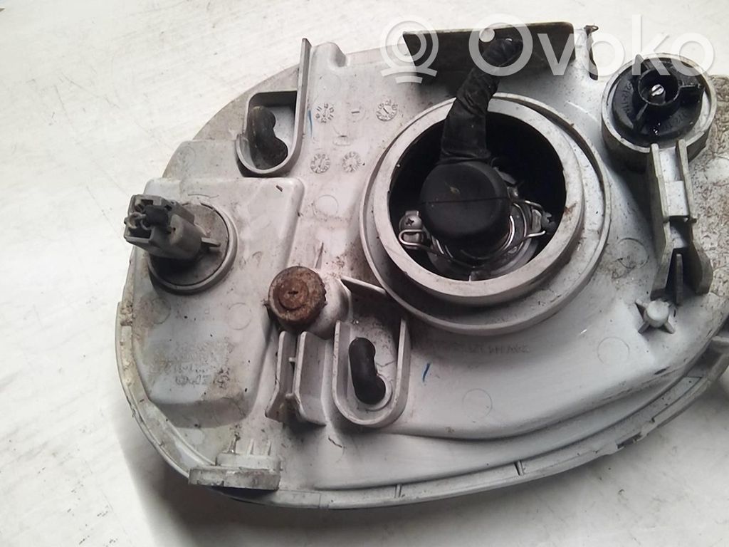 Hyundai Atos Prime Lampa przednia 