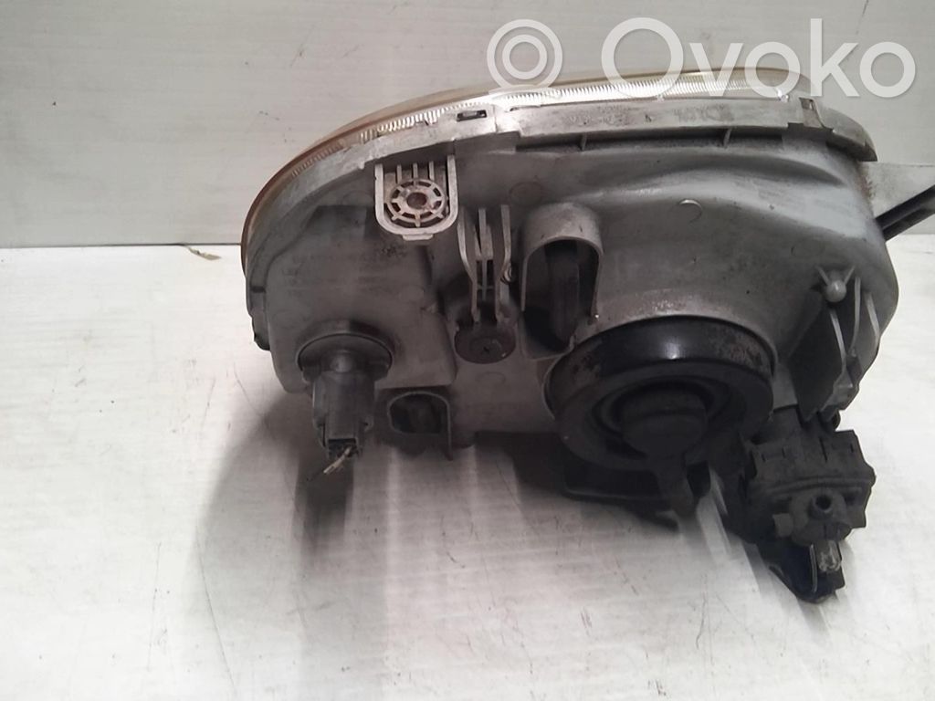 Hyundai Atos Prime Lampa przednia 