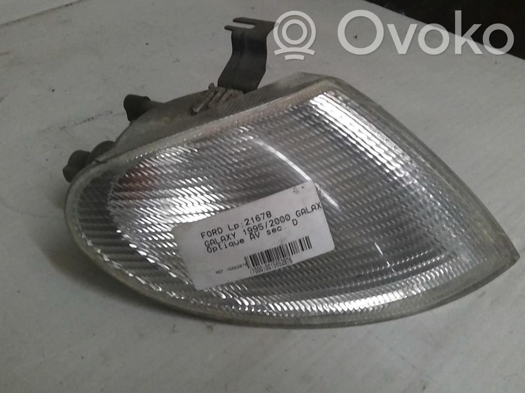Ford Galaxy Front fender indicator light 