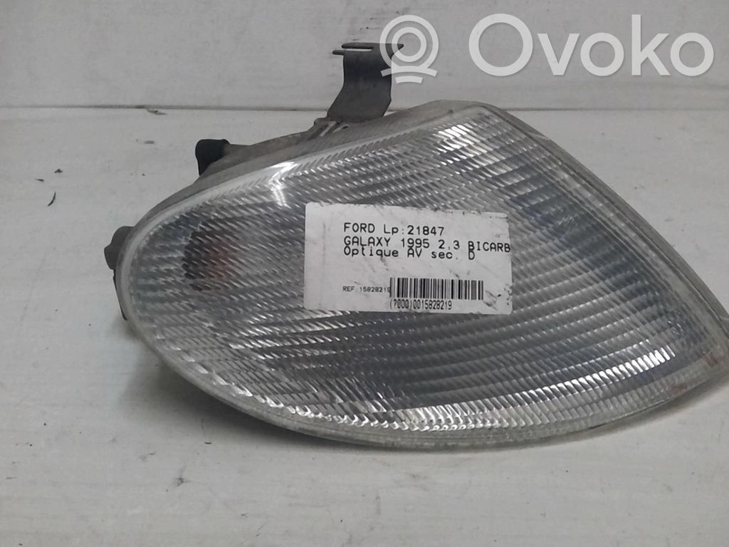 Ford Galaxy Front fender indicator light 