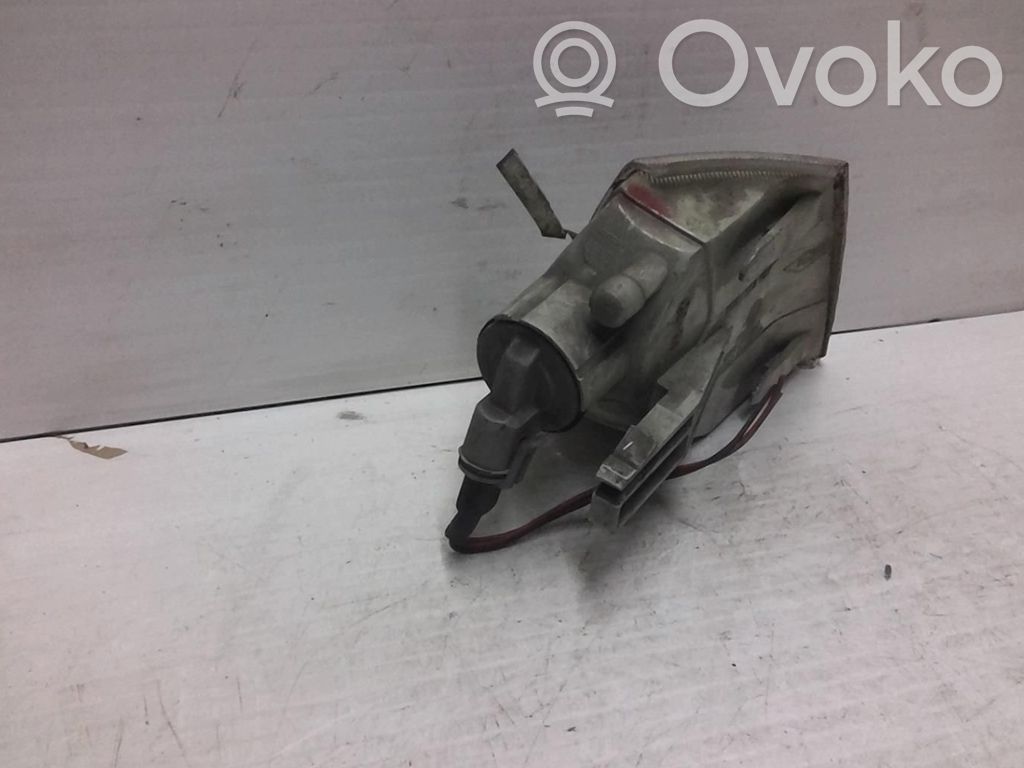 Renault Clio I Seitenblinker 