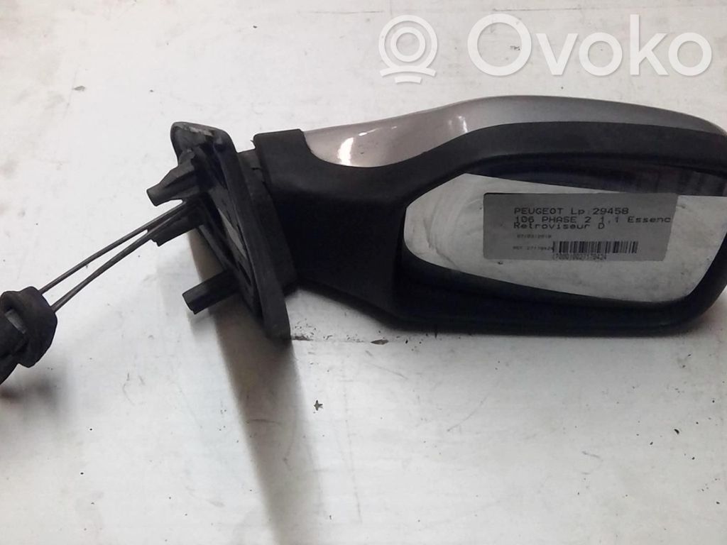 Peugeot 106 Elektryczne lusterko boczne drzwi przednich 