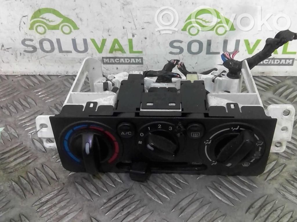 Climate control unit   DC7261190A