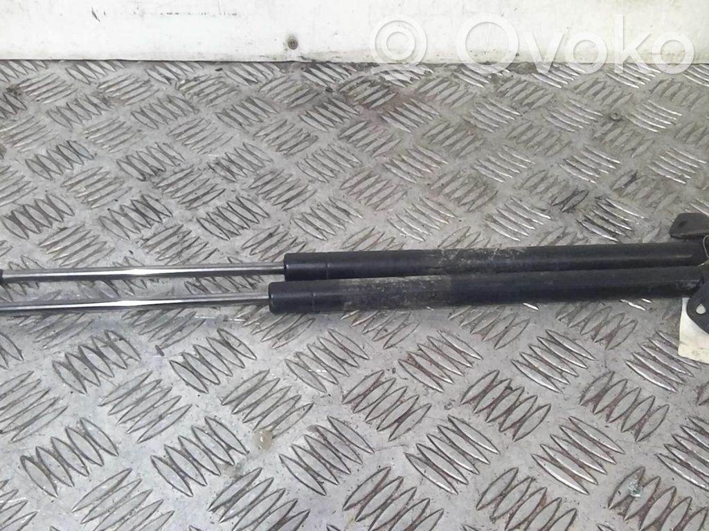 Toyota Corolla E100 Amortizor hayon 